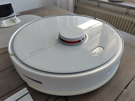 Roborock S5 Max – Mycket fint skick, nyservad & extra tillbehör