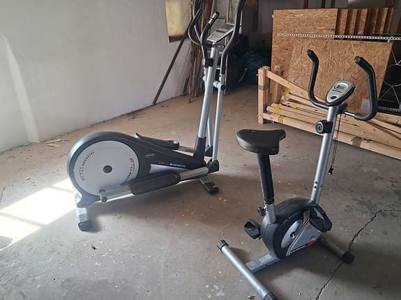 Motionscykel och crosstrainer
