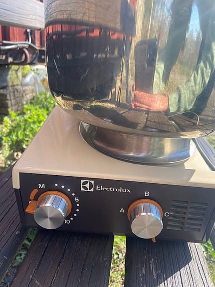 Electrolux Assistent / matberedare med rostfri bunke och mixer