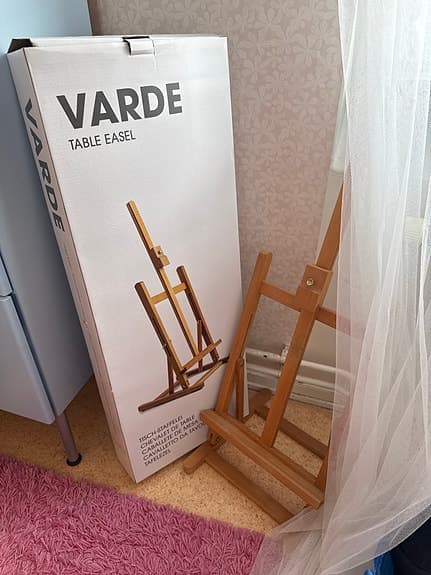 Varde bordstaffli i trä