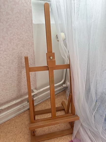 Varde bordstaffli i trä