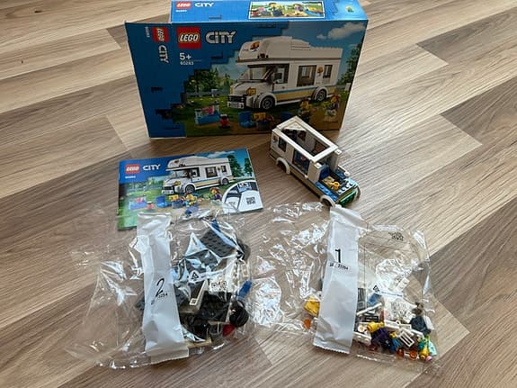 LEGO City 60283 Holiday Camper Van (opened box, complete set)