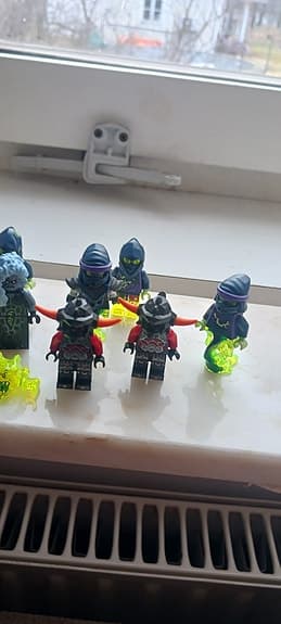 LEGO Ninjago minifigurer med tillbehör
