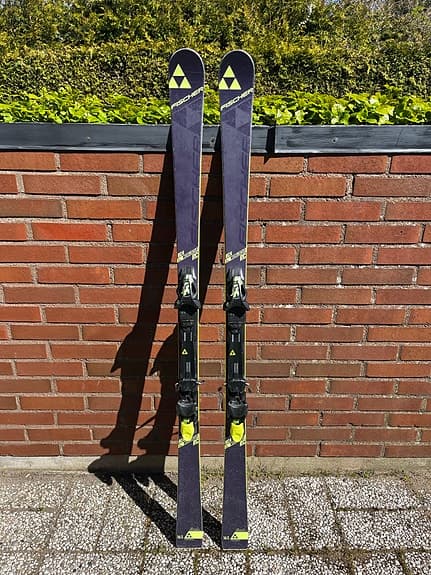 Fischer RC4RC carvingskida