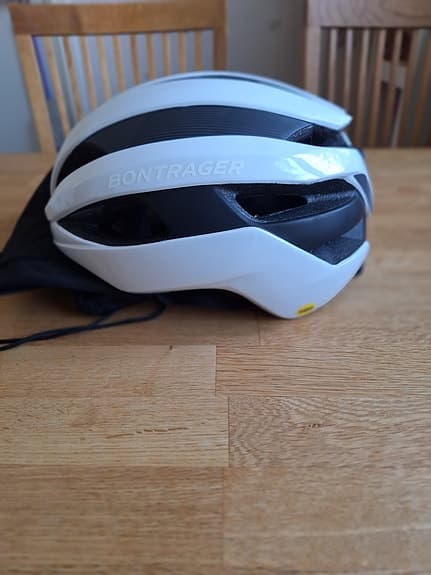 En NY Bontrager - Trek cykelhjälm