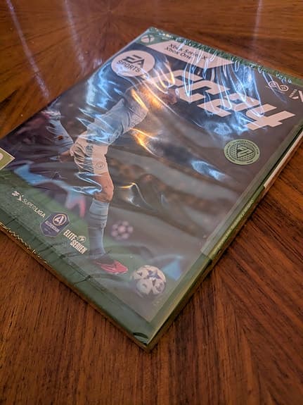 EA FC 24 - Oöppnad - Xbox Series X & Xbox One