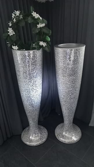 Två stora vaser