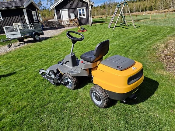 Åkgräsklippare "Stiga Park 300 LC"