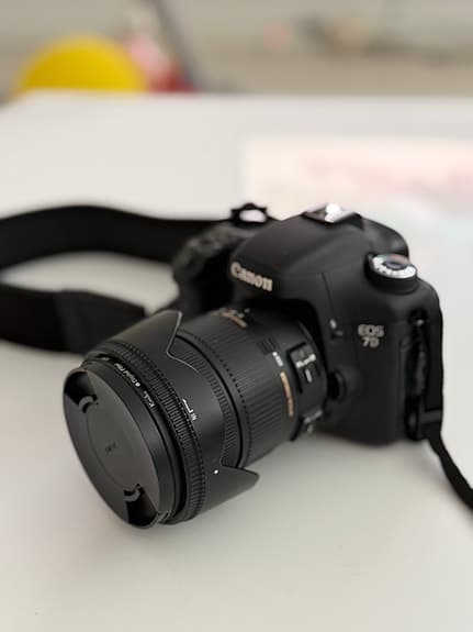 Canon EOS 7D + 1 objektiv + Canon Speedlite 600EX – komplett paket