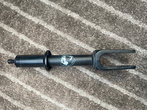 Bestial Wolf framgaffel 110 mm till stunt sparkcykel
