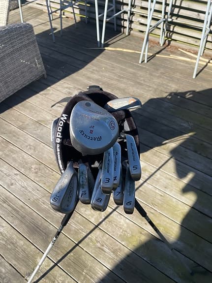 Cobra Gravity Back golfklubbor med Ogio golfbag