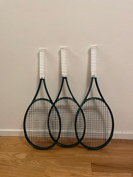 Tennisrack Wilson Blade v9 16/19, grepp 3, 305g