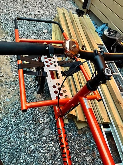 Omnium Cargo lastcykel – fint skick, perfekt för barnfamilj
