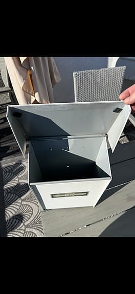Postlåda / brevlåda