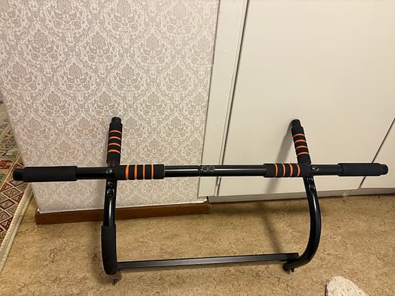 Pull upp stång för dörr