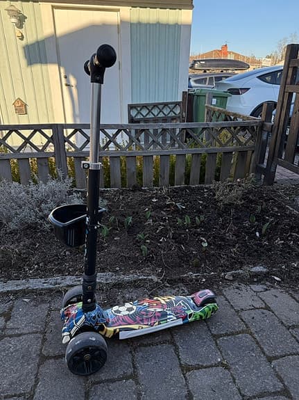 Sparkcykel med Batterifria LED fram- och bakhjul