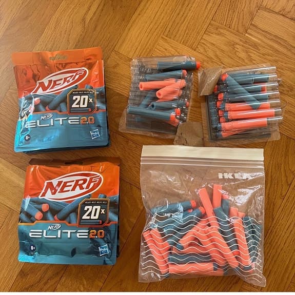 2 st Nerf Elite 2.0 blasters, elektronisk måltavla, pilar, 2 skyddsglasögon