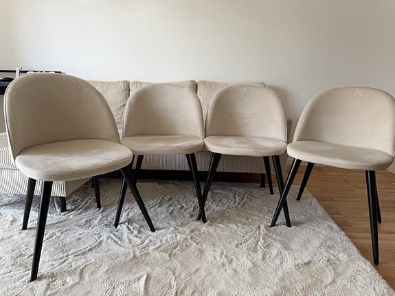 4 st matstolar från Chilli – fint skick, 1000 kr