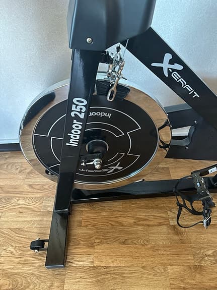 X-erfit indoor 250 spinningcykel svart
