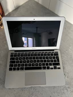 Apple MacBook Air