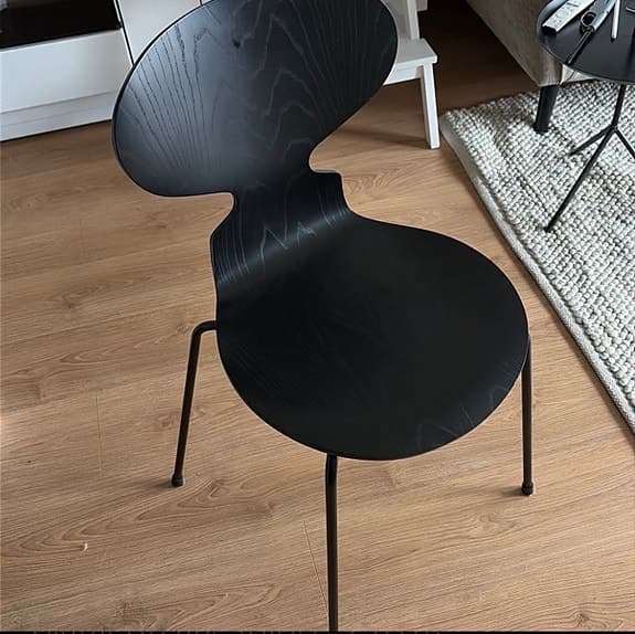 Fritz Hansen Arne Jacobsen Myran stol svart 4st