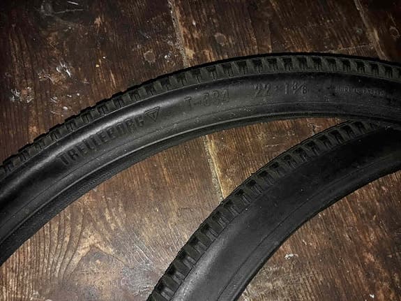 2 Stycken Trelleborg cykeldäck