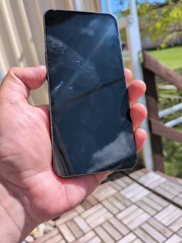 Nothing Phone (1). Skal medföljer.