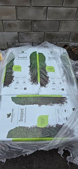 6st Hasselfors Dressjord 40L trädgårdsjord