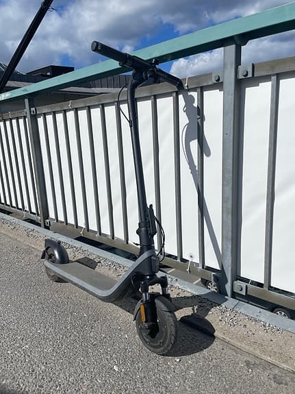 Elsparkcykel Ninebot e2