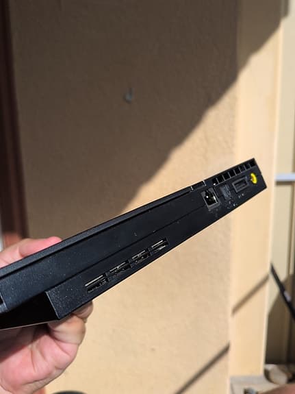 Sony Playstation 2 Slim spelkonsol svart inkl dosa och minneskort
