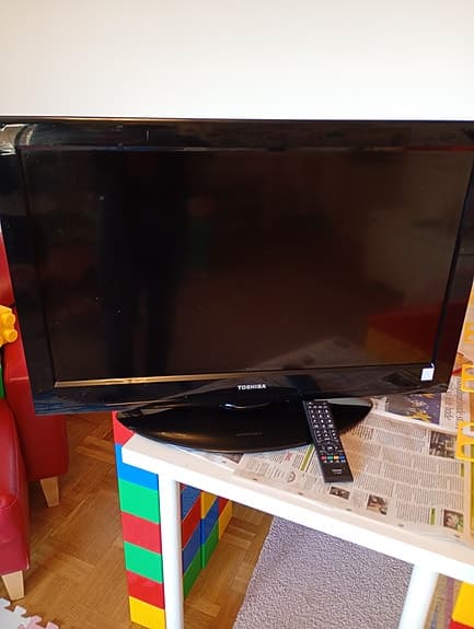 toshiba tv 32tum