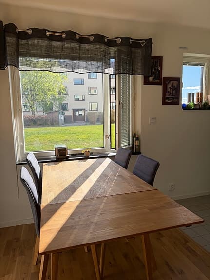 Matbord och stolar från rawico Home