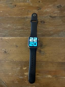 Apple watch series 4