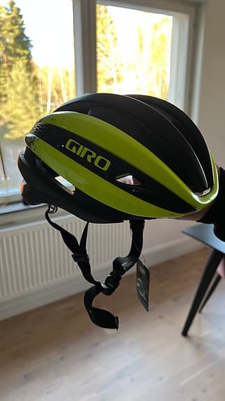 GIRO SYNTHE proffshjälm, storlek: 55-59 (M) 240gram