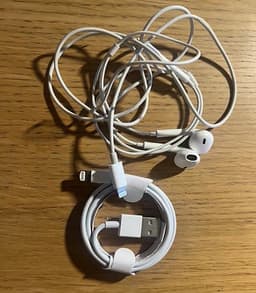 Apple headset med lightningkontakt