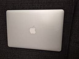 MacBook Air 13 tum, tidigt 2015.