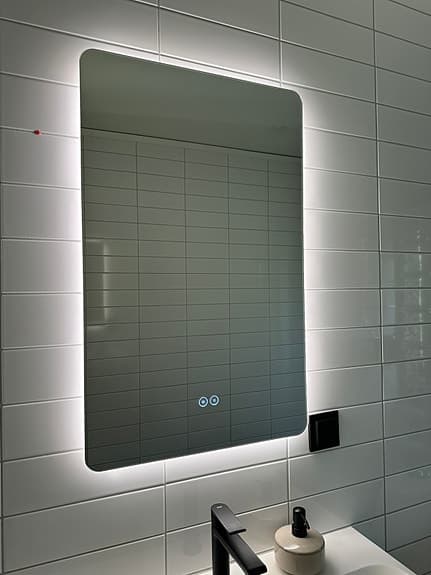NY Badrumsspegel med LED‑ljus och värme 50x80 cm