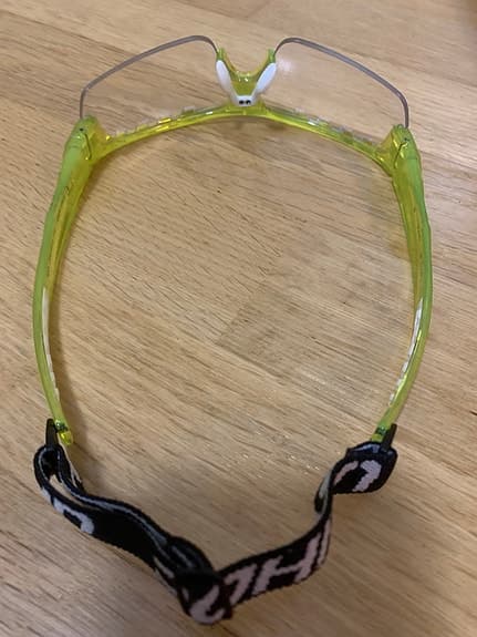 Salming innebandyset med klubba, väska, glasögon och blad