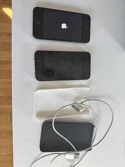 2 IPhone 4 defekta