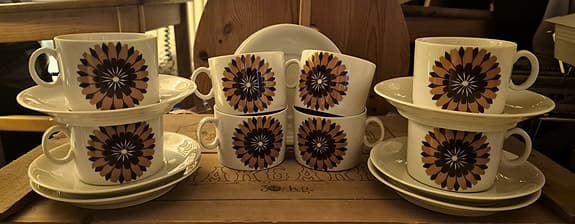 Retro kaffeservis Jarolina (Polen) – 6 koppar & fat