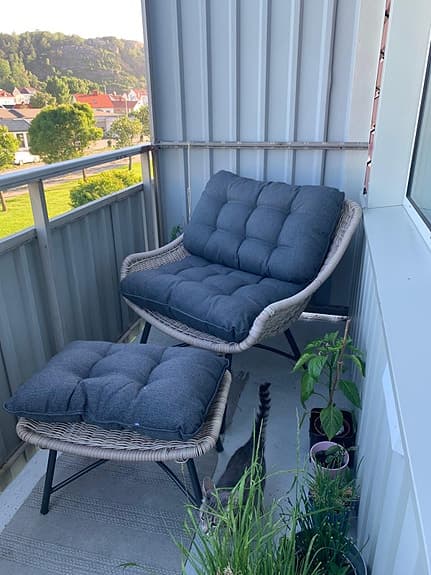 Mysig och rymlig utemöbel