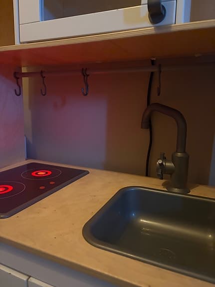IKEA leksakskök med spis och diskho