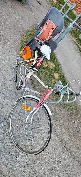 Damcykel med barnstol