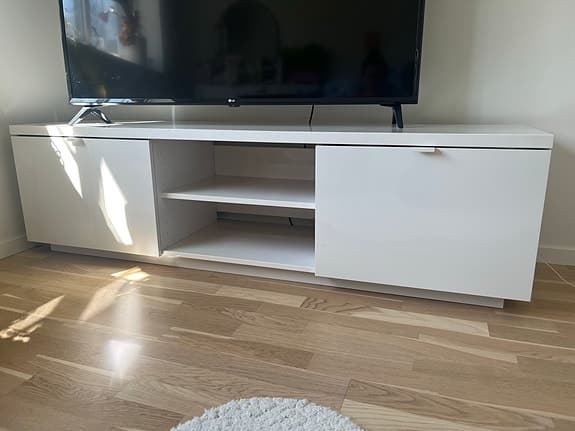 Tv-bänk Byås Ikea