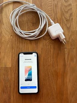 Apple iPhone XR 64 GB svart