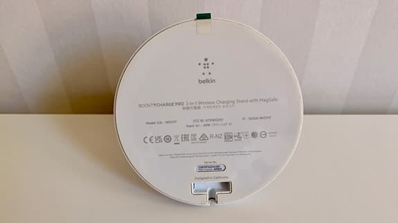 Belkin BOOST↑CHARGE PRO 3-i-1 trådlös laddare med MagSafe