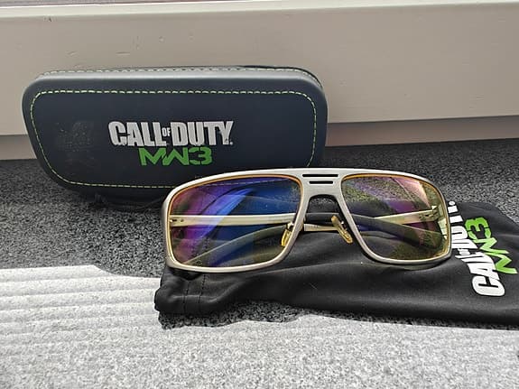 Gunnar Call of Duty MW3 glasögon med fodral