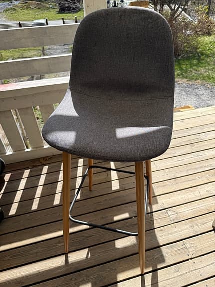 Mio barstol i tyg, mycket fint skick