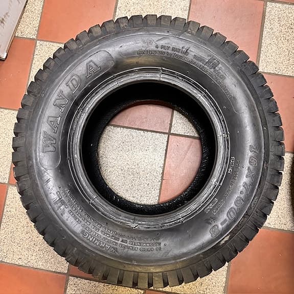 Däck till gräsklippare 16x7.50-8