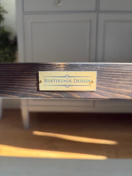 Rustikunik Design. Unik specialbyggd bänk